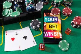 Tampilan antarmuka aplikasi Toko38 di smartphone – slot dan kasino mudah diakses